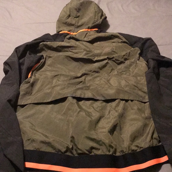 Russell Athletic windbreaker - Picture 3 of 3
